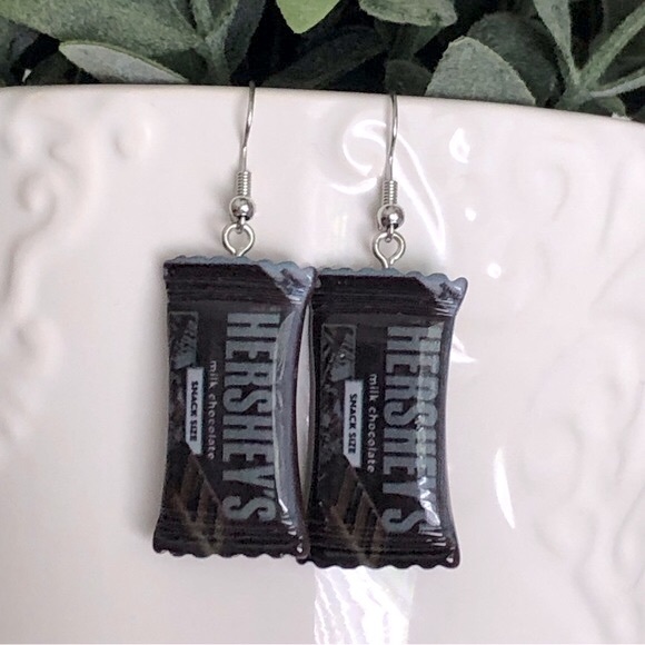 New Hersheys Chocolate Bar Oversized Dangling Fun Novelty Handmade Earrings - Picture 3 of 4